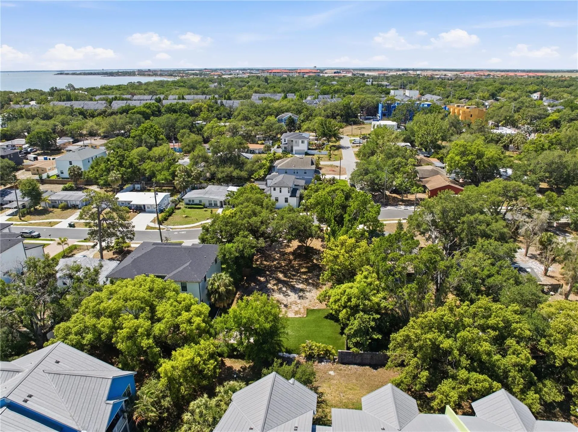 2929 W Averill Avenue Tampa FL 33611