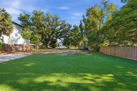 2929 W Averill Avenue Tampa FL 33611