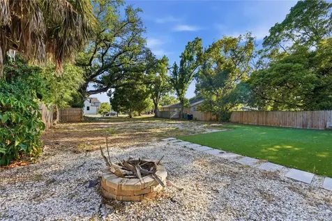 2929 W Averill Avenue Tampa FL 33611