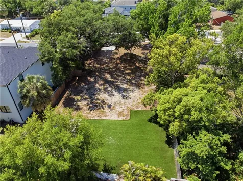 2929 W Averill Avenue Tampa FL 33611