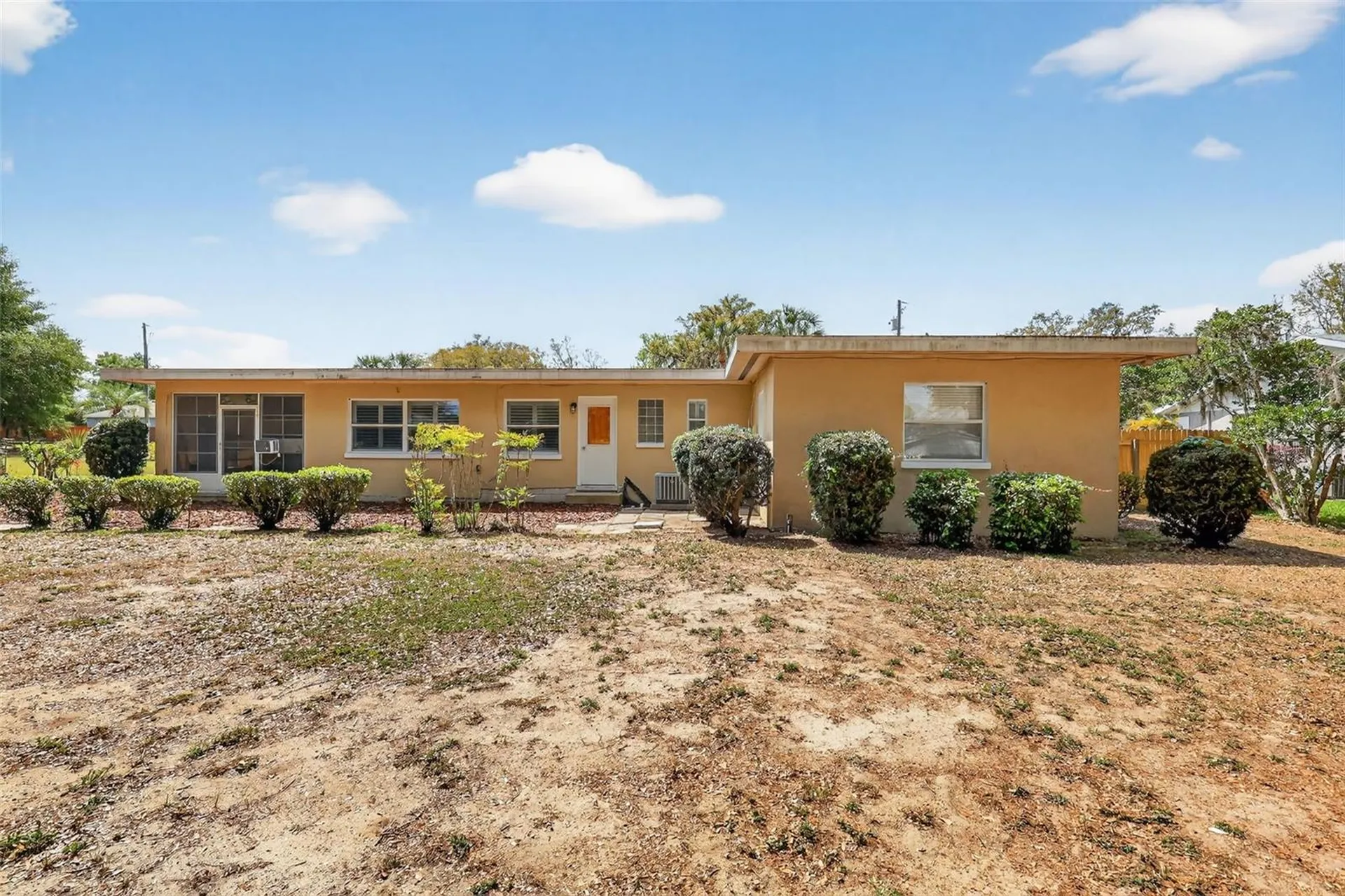 17923 Florida Street Umatilla FL 32784