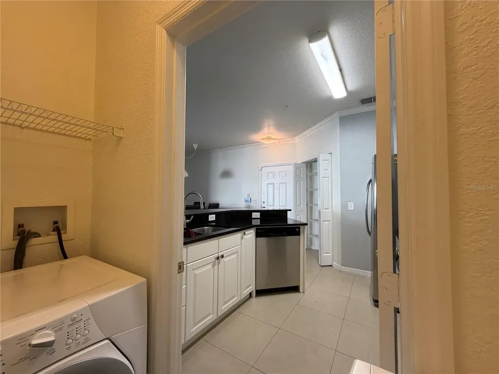3735 Conroy Road Orlando FL 32839