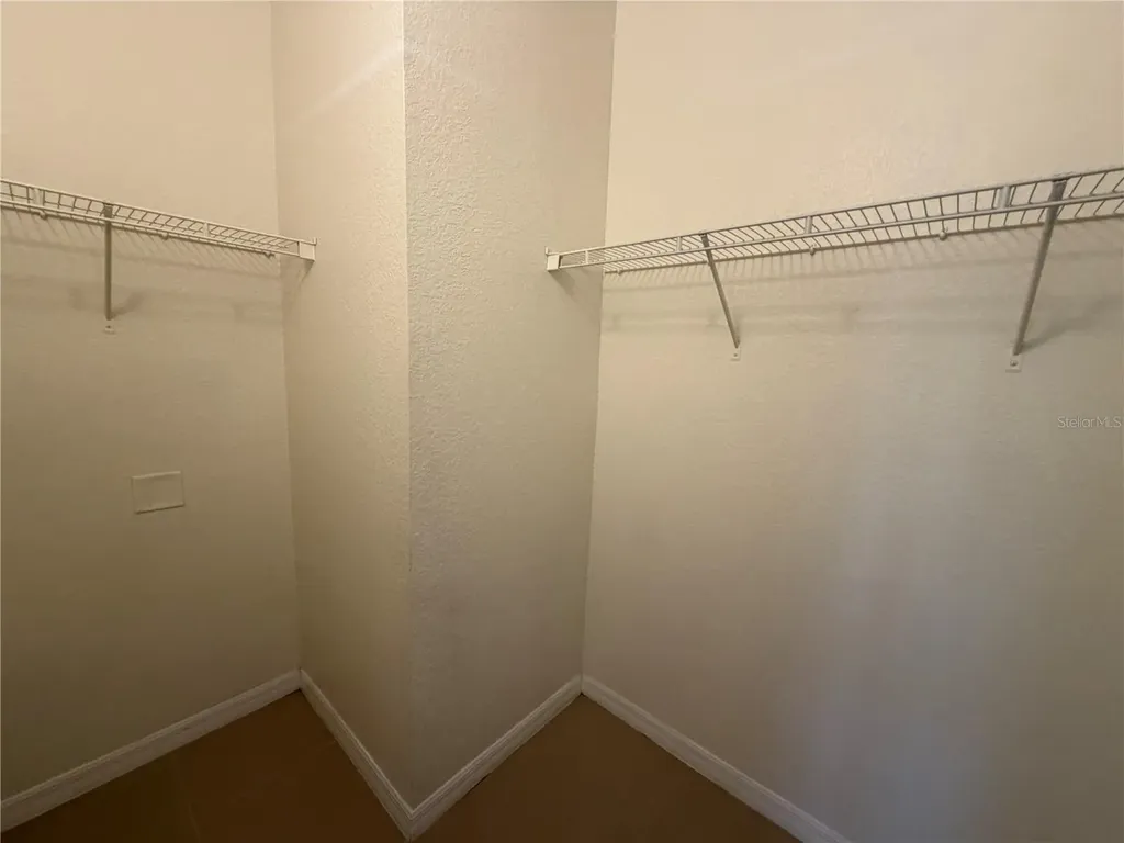 3735 Conroy Road Orlando FL 32839
