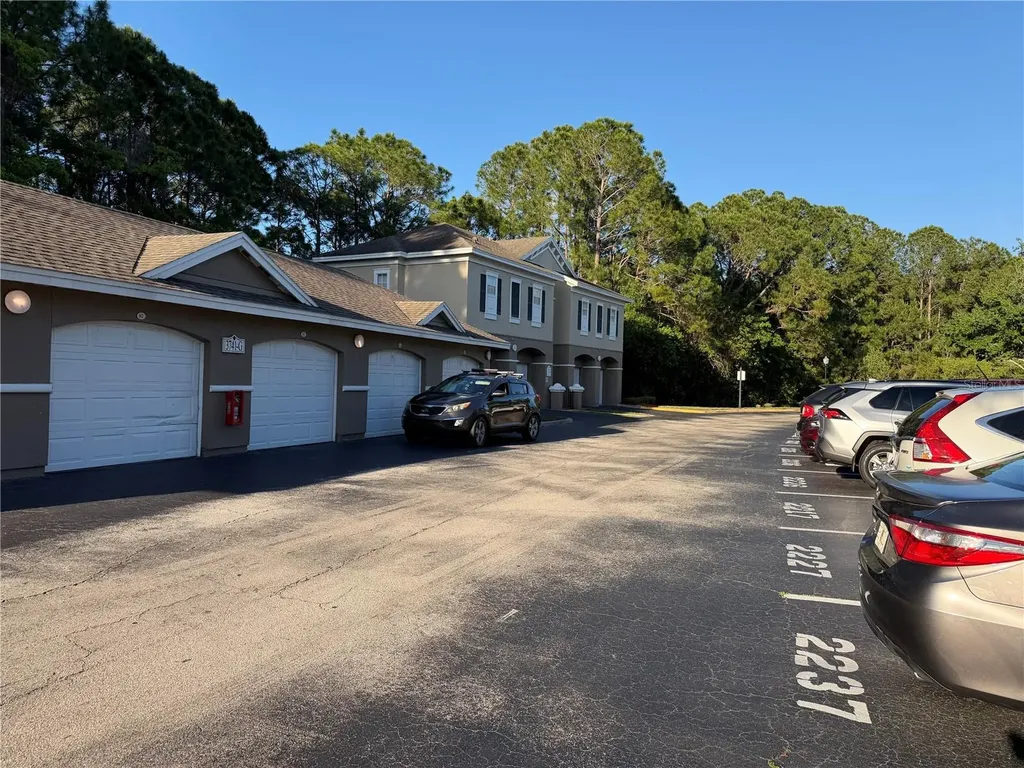 3735 Conroy Road Orlando FL 32839