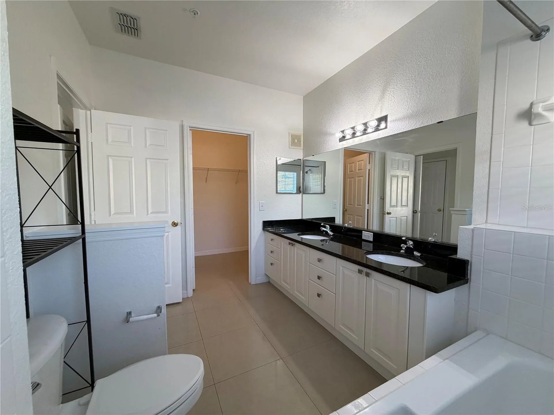3735 Conroy Road Orlando FL 32839