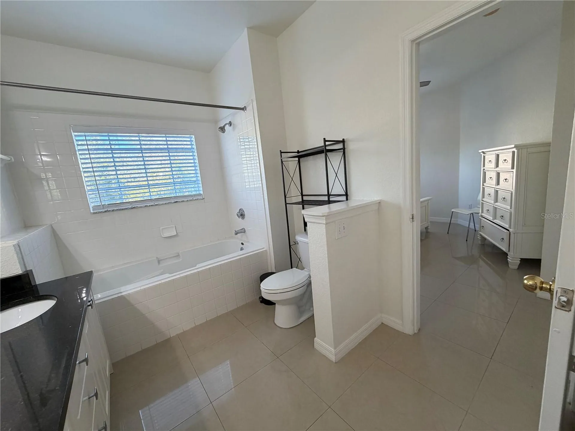 3735 Conroy Road Orlando FL 32839