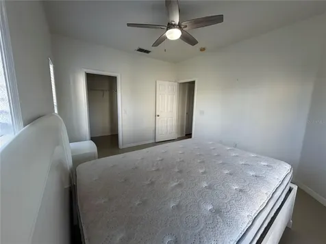 3735 Conroy Road Orlando FL 32839