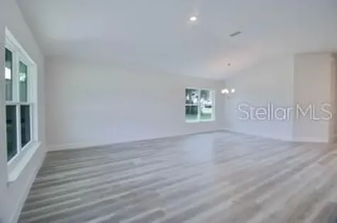 1882 N Roberts Trail Bell FL 32619