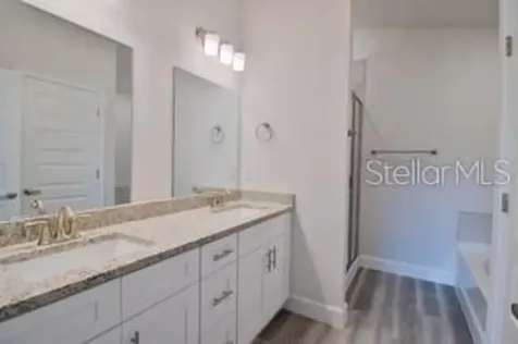 1882 N Roberts Trail Bell FL 32619