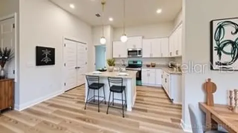 1882 N Roberts Trail Bell FL 32619