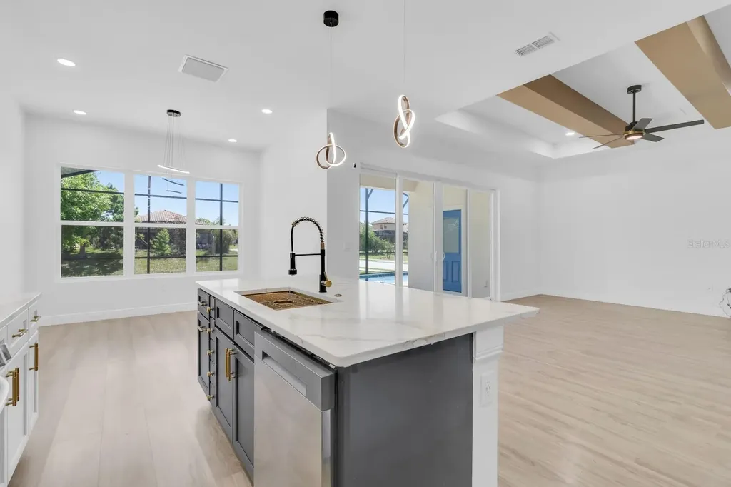 376 Villa Sorrento Circle Haines City FL 33844