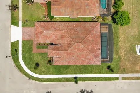 376 Villa Sorrento Circle Haines City FL 33844