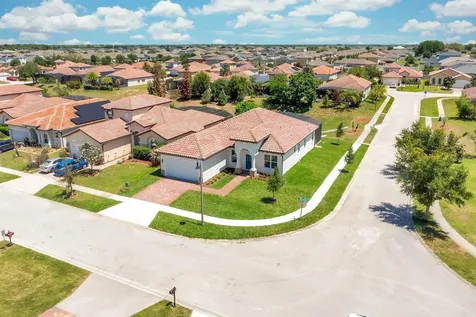 376 Villa Sorrento Circle Haines City FL 33844