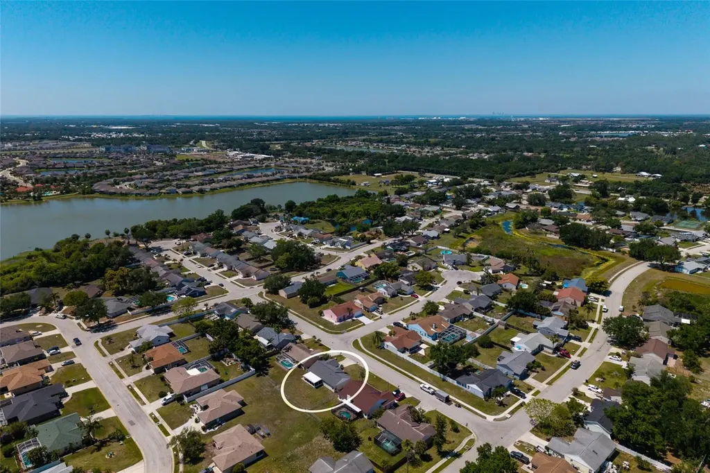 6201 61st Court E Palmetto FL 34221