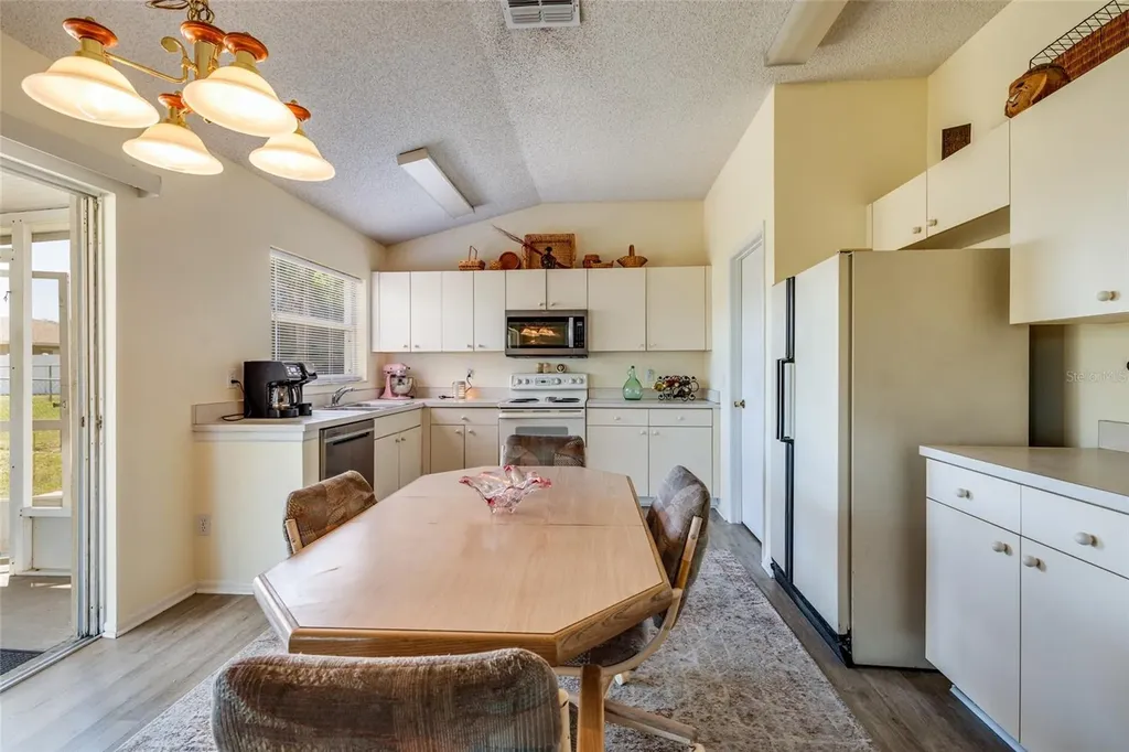 6201 61st Court E Palmetto FL 34221