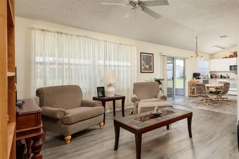 6201 61st Court E Palmetto FL 34221
