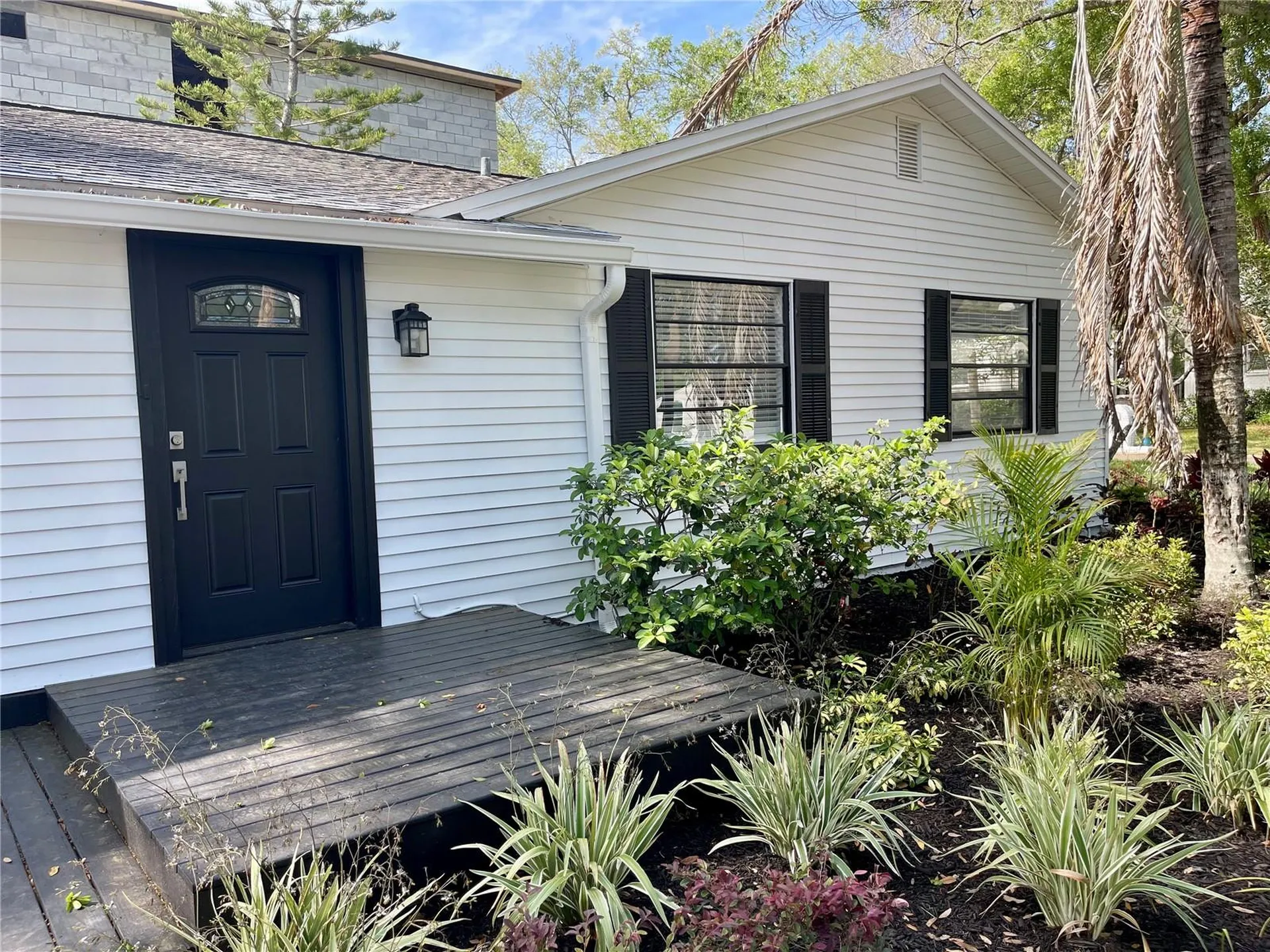 2118 S Venus Street Tampa FL 33629