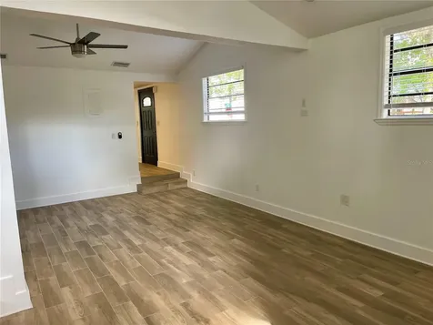 2118 S Venus Street Tampa FL 33629