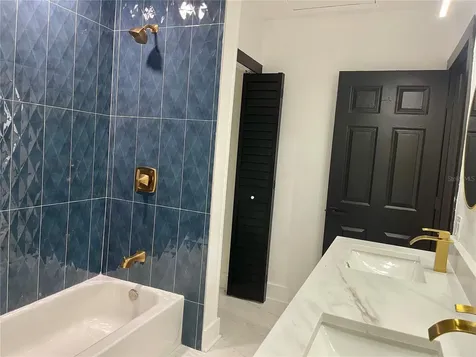 2118 S Venus Street Tampa FL 33629