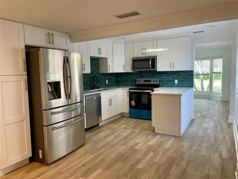 2118 S Venus Street Tampa FL 33629