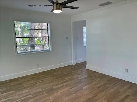 2118 S Venus Street Tampa FL 33629