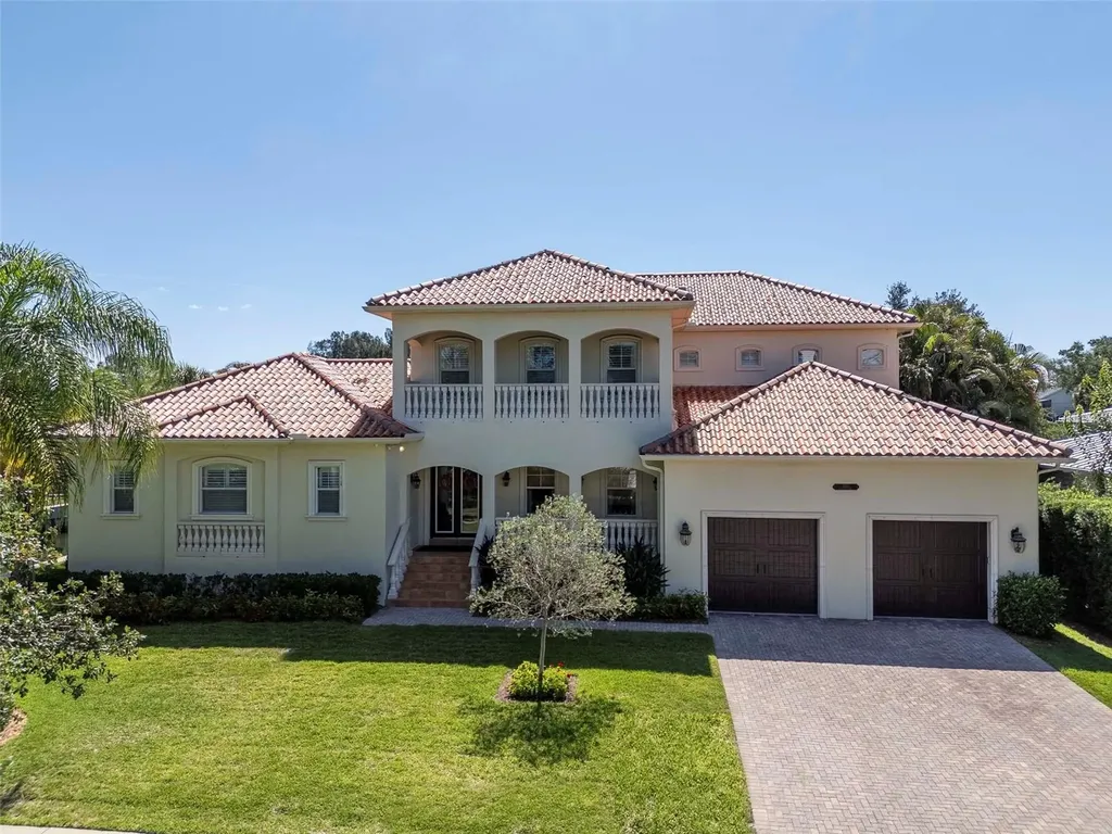 2212 S Occident Street Tampa FL 33629