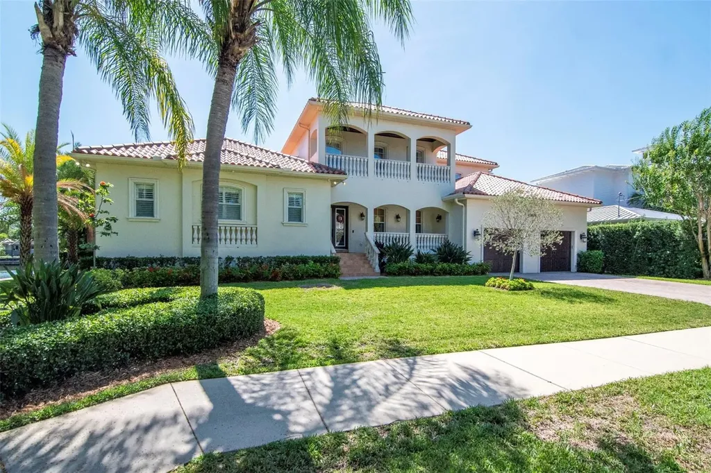 2212 S Occident Street Tampa FL 33629