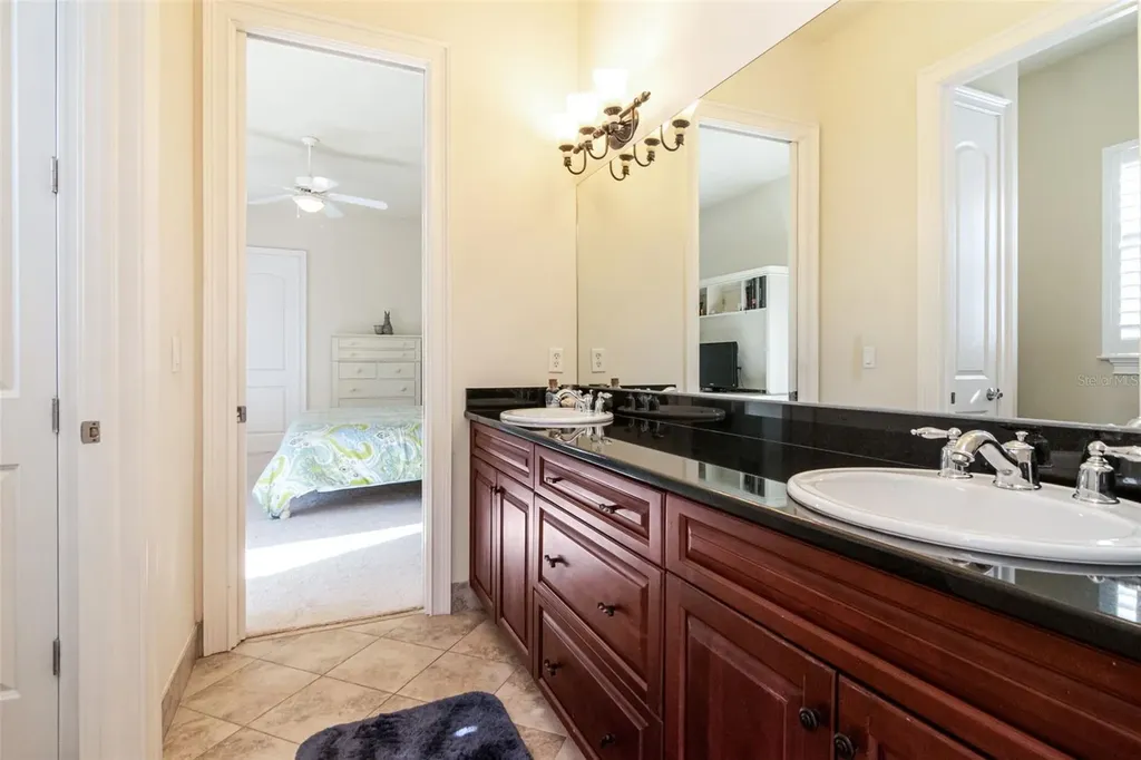 2212 S Occident Street Tampa FL 33629