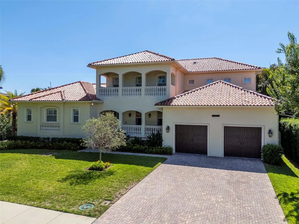 2212 S Occident Street Tampa FL 33629