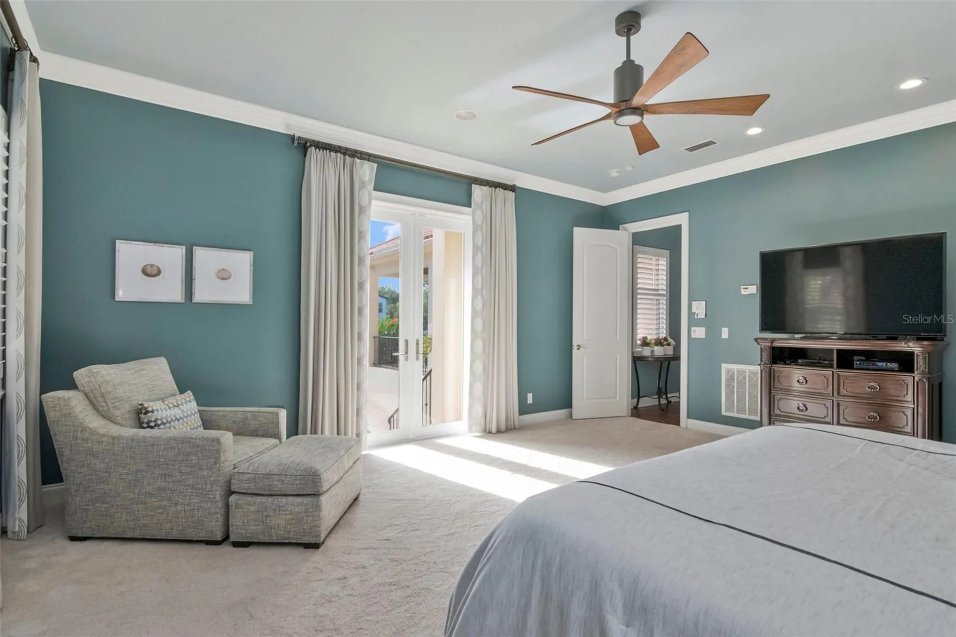 2212 S Occident Street Tampa FL 33629