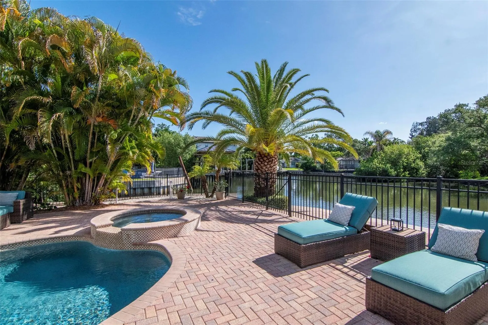 2212 S Occident Street Tampa FL 33629