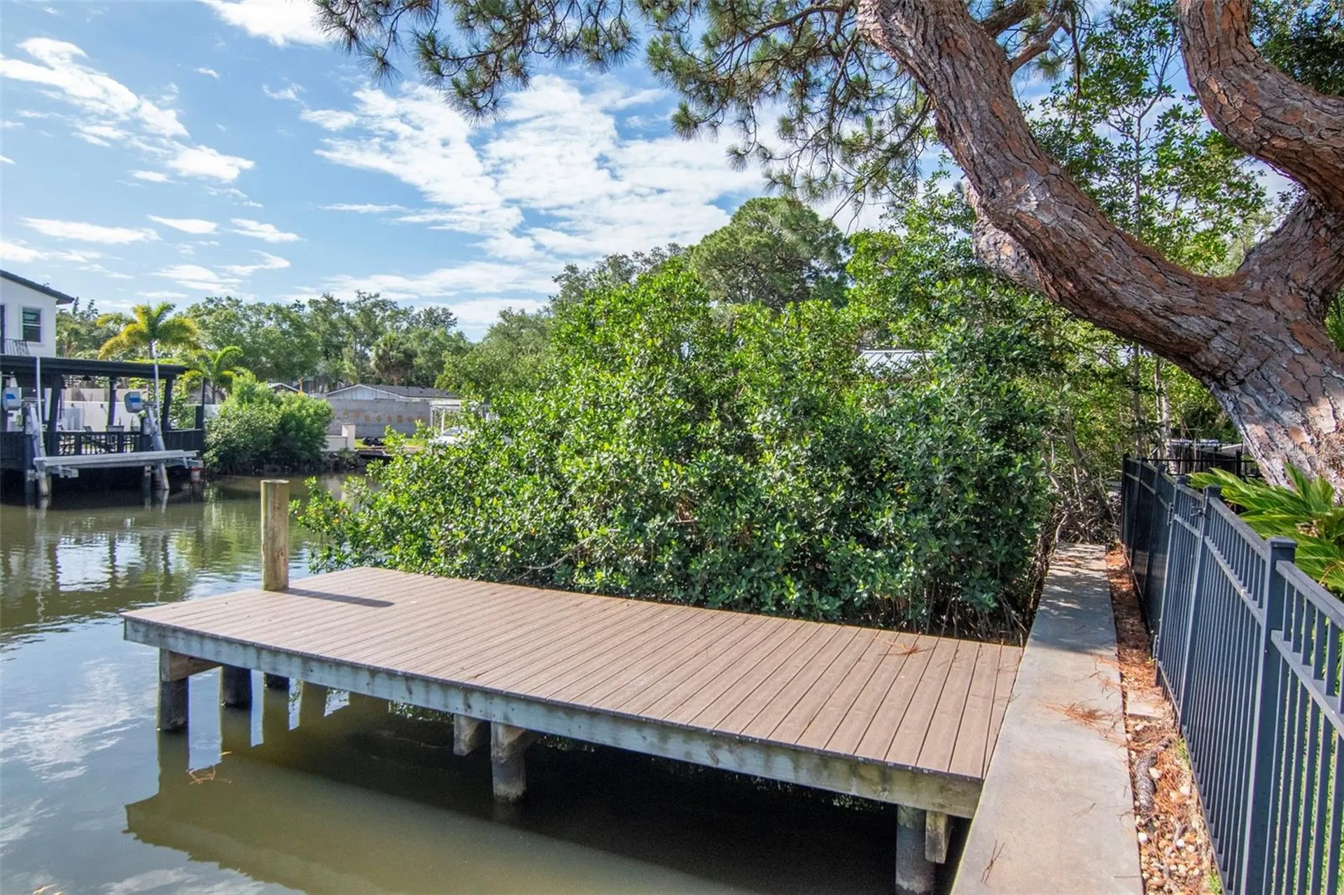 2212 S Occident Street Tampa FL 33629