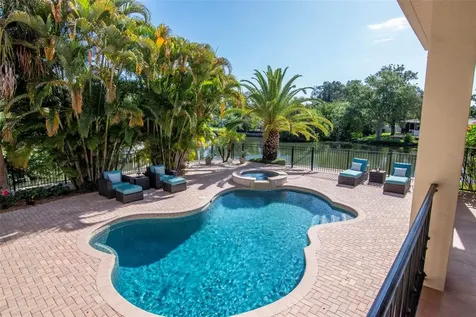 2212 S Occident Street Tampa FL 33629
