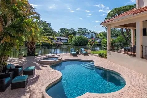 2212 S Occident Street Tampa FL 33629
