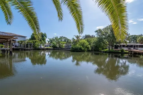 2212 S Occident Street Tampa FL 33629