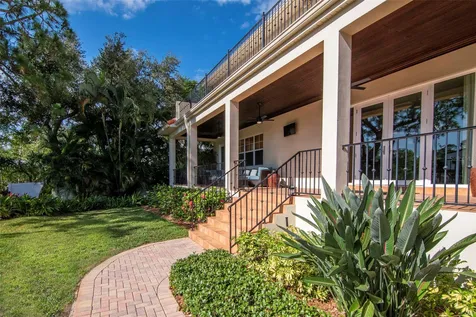 2212 S Occident Street Tampa FL 33629