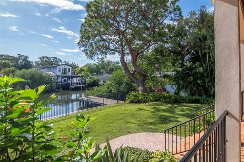 2212 S Occident Street Tampa FL 33629