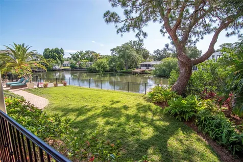 2212 S Occident Street Tampa FL 33629