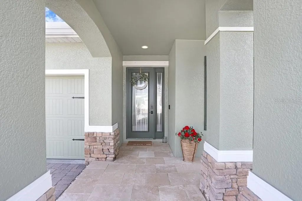 11642 Lake Lucaya Drive Riverview FL 33579