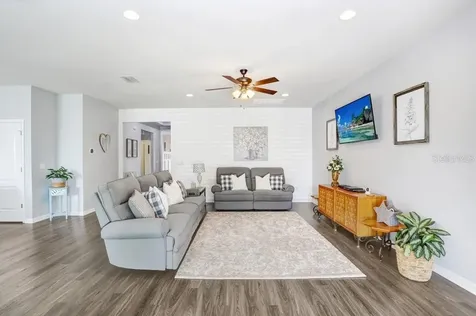 11642 Lake Lucaya Drive Riverview FL 33579