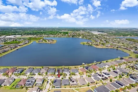 11642 Lake Lucaya Drive Riverview FL 33579