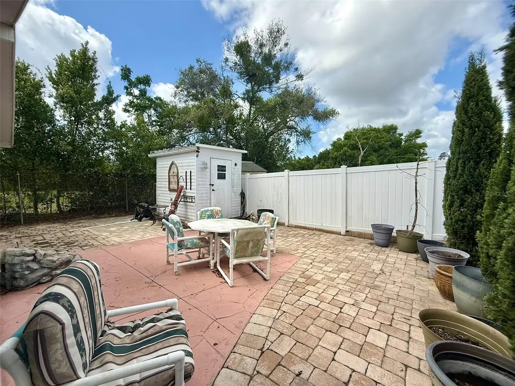 205 Pansy Street Davenport FL 33837