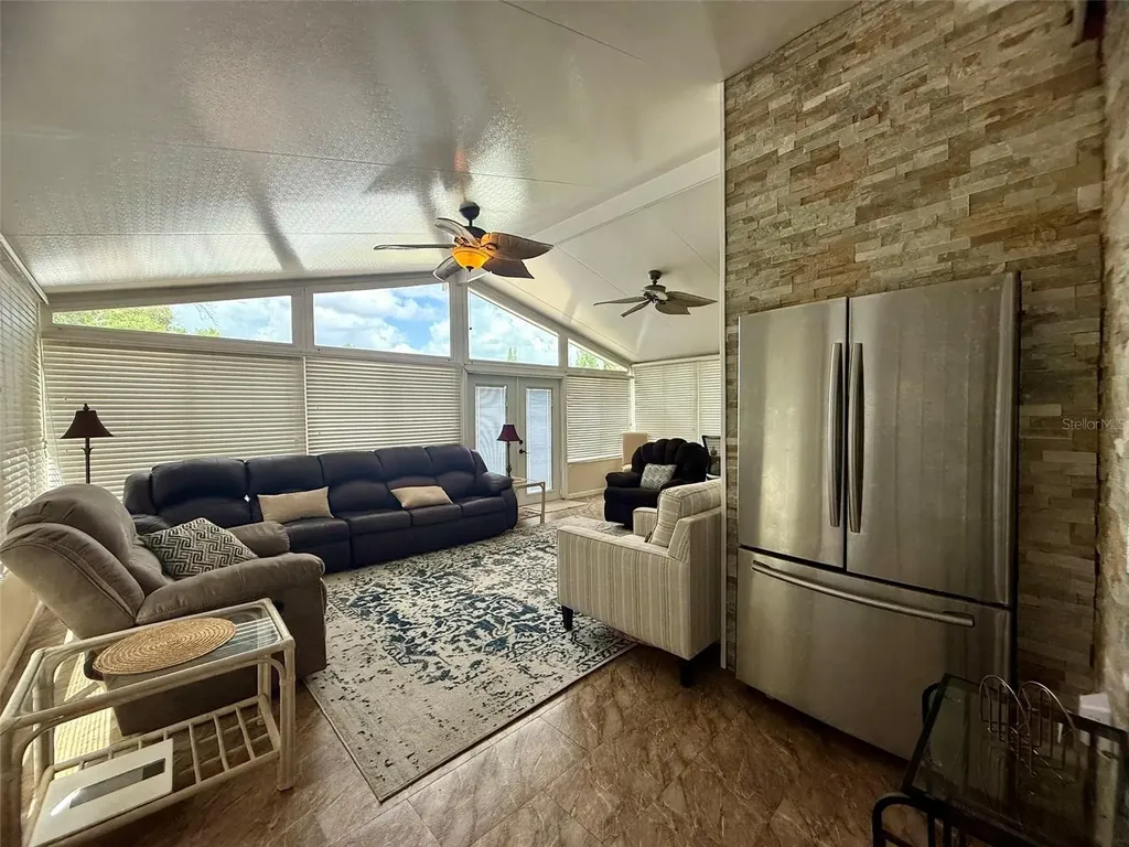 205 Pansy Street Davenport FL 33837