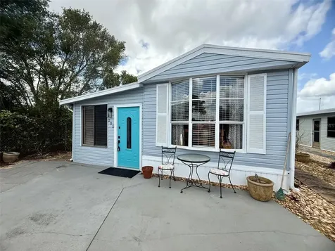 205 Pansy Street Davenport FL 33837