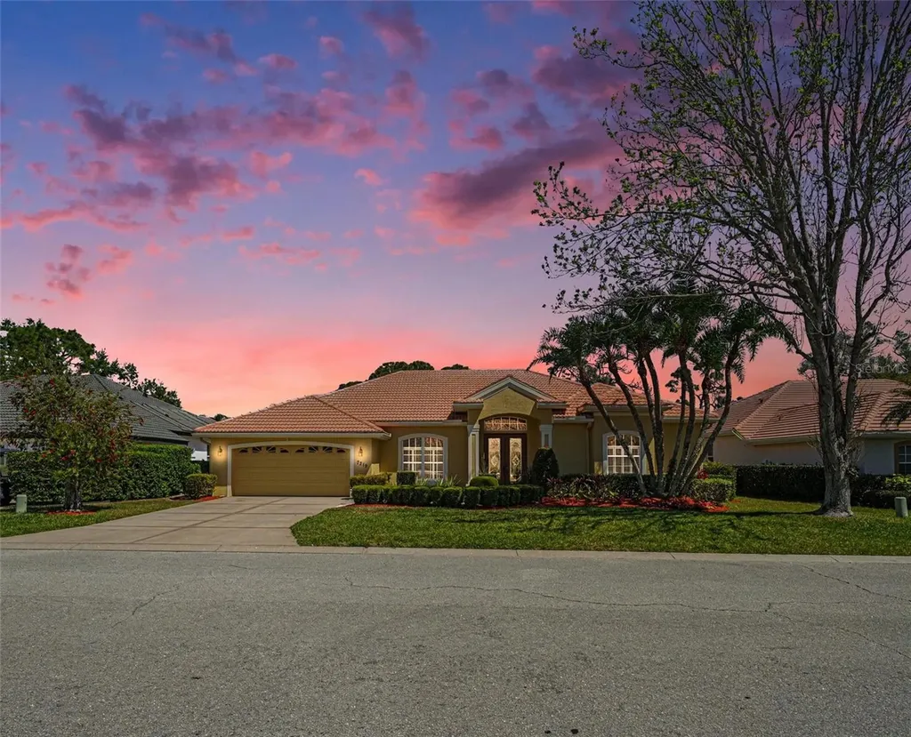 7219 Coachlight Street Sarasota FL 34243