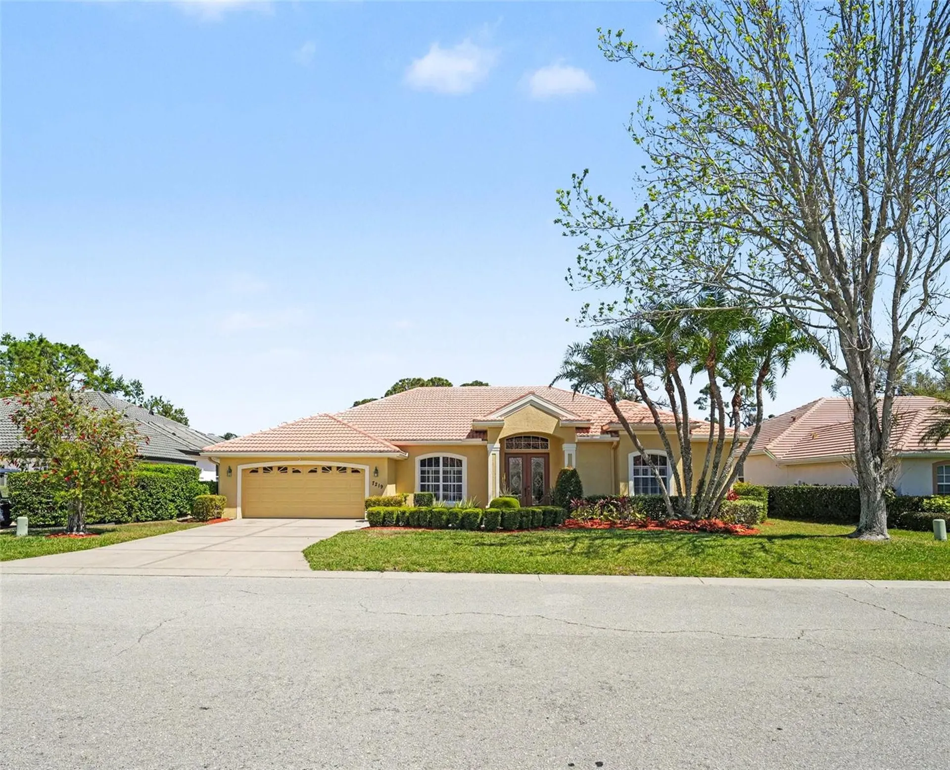 7219 Coachlight Street Sarasota FL 34243