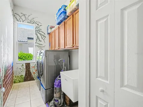 7219 Coachlight Street Sarasota FL 34243