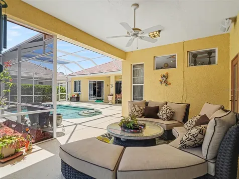 7219 Coachlight Street Sarasota FL 34243