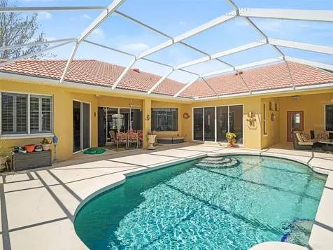 7219 Coachlight Street Sarasota FL 34243