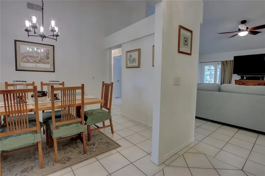301 Oak Leaf Circle Lake Mary FL 32746